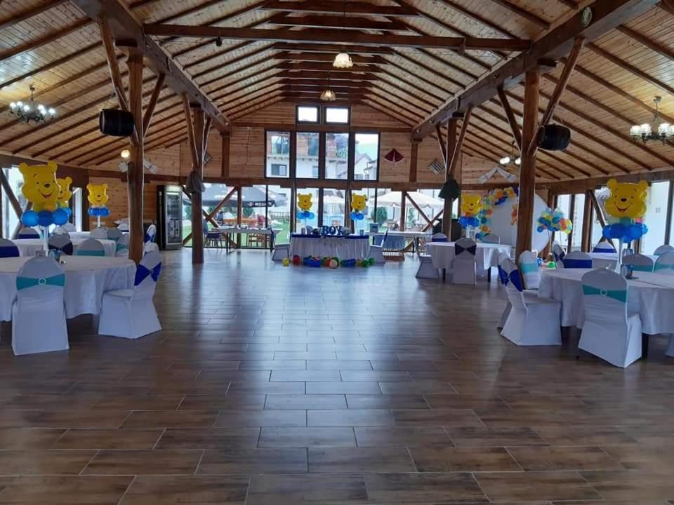 Hotel Domeniul Roa Avrig Exterior foto