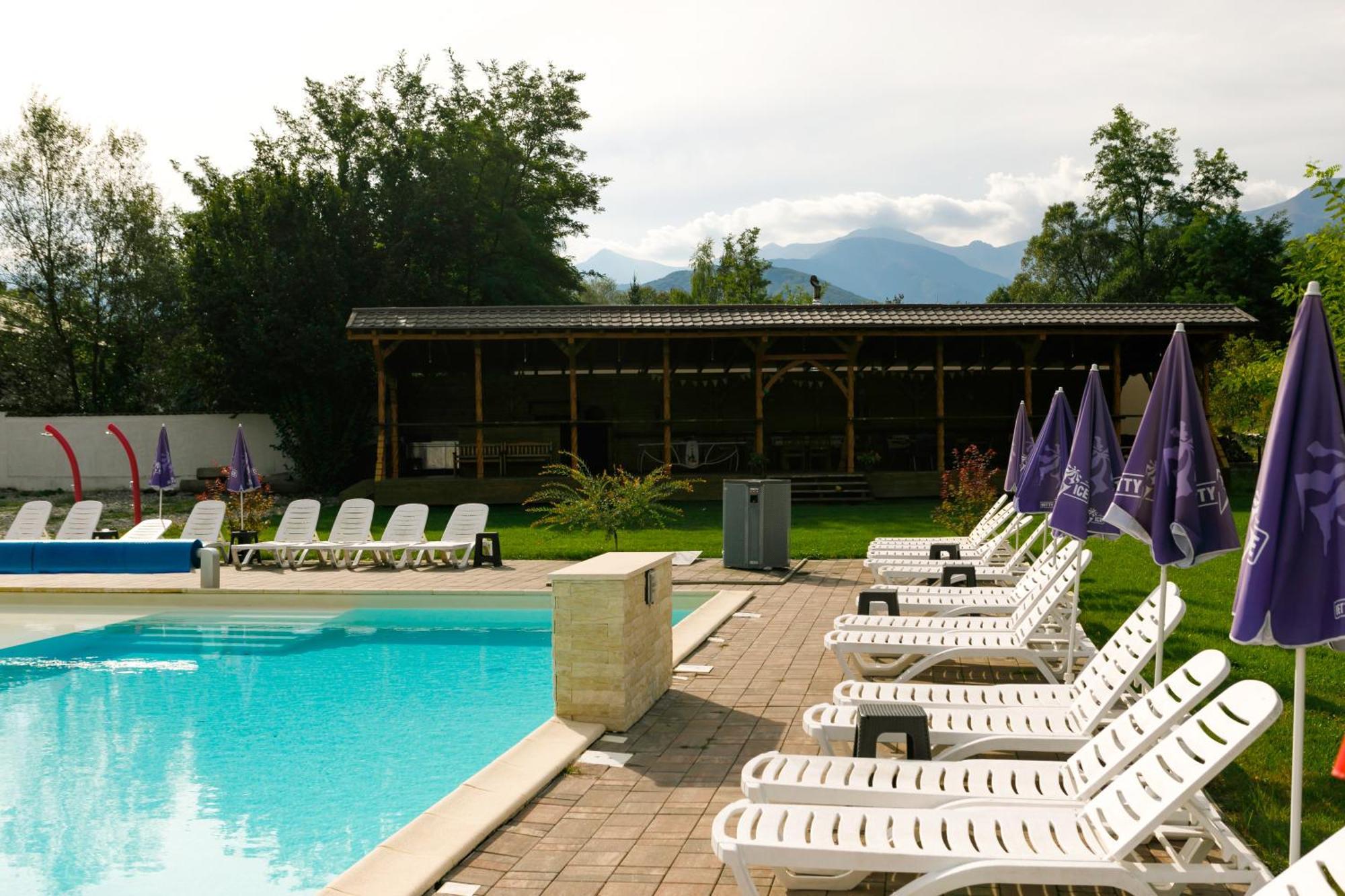 Hotel Domeniul Roa Avrig Exterior foto